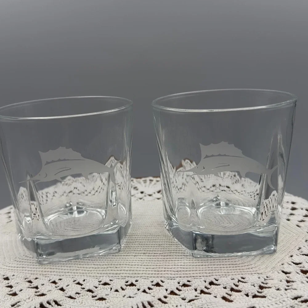Set of 2 glasses Etched Swordfish Ocean Nautical Coastal